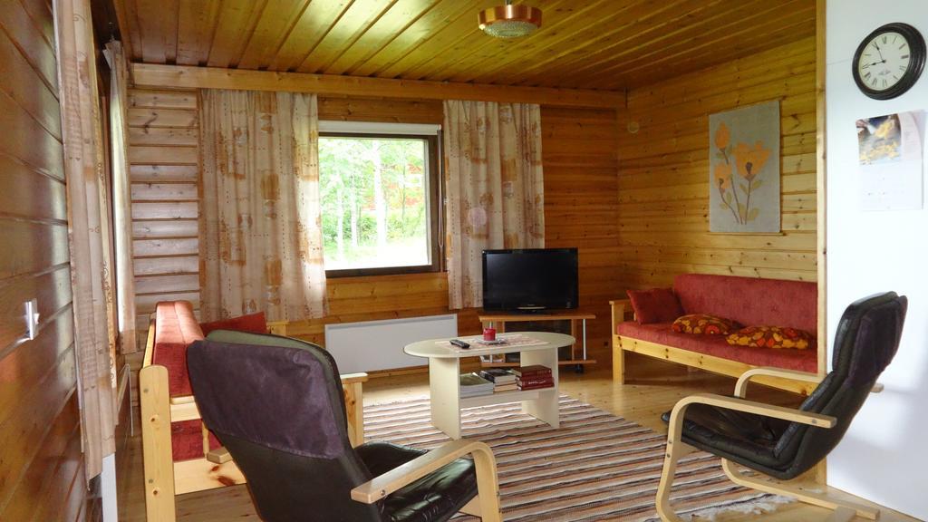 Tiirantuvat Villa Juankoski ภายนอก รูปภาพ
